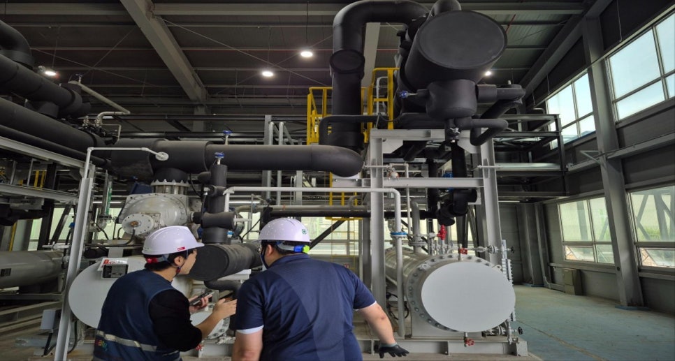 Resolving Valve Leakage in a Refrigerated Warehouse: A Cold Storage Piping Case Study